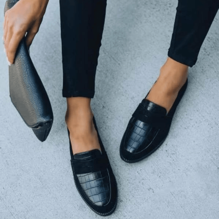 Women's Croc-Embossed Slip-On Loafers with Flat Sole